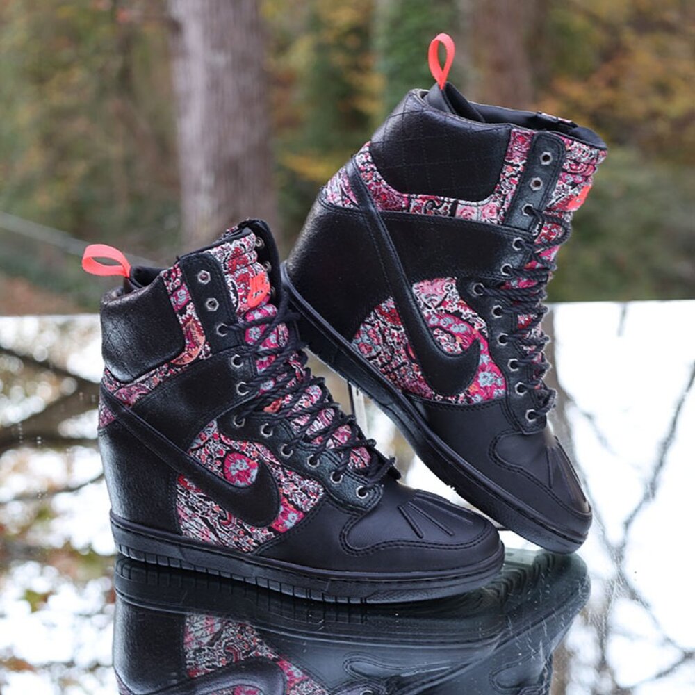 Nike Dunk Sky Hi Sneakerboot Liberty of London - Picture 3 of 16